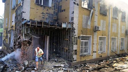 Ejército de Ucrania pide a la oposición abandonar las armas